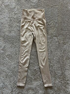 Peloton Ribbed High-Waist Leggings - Cream